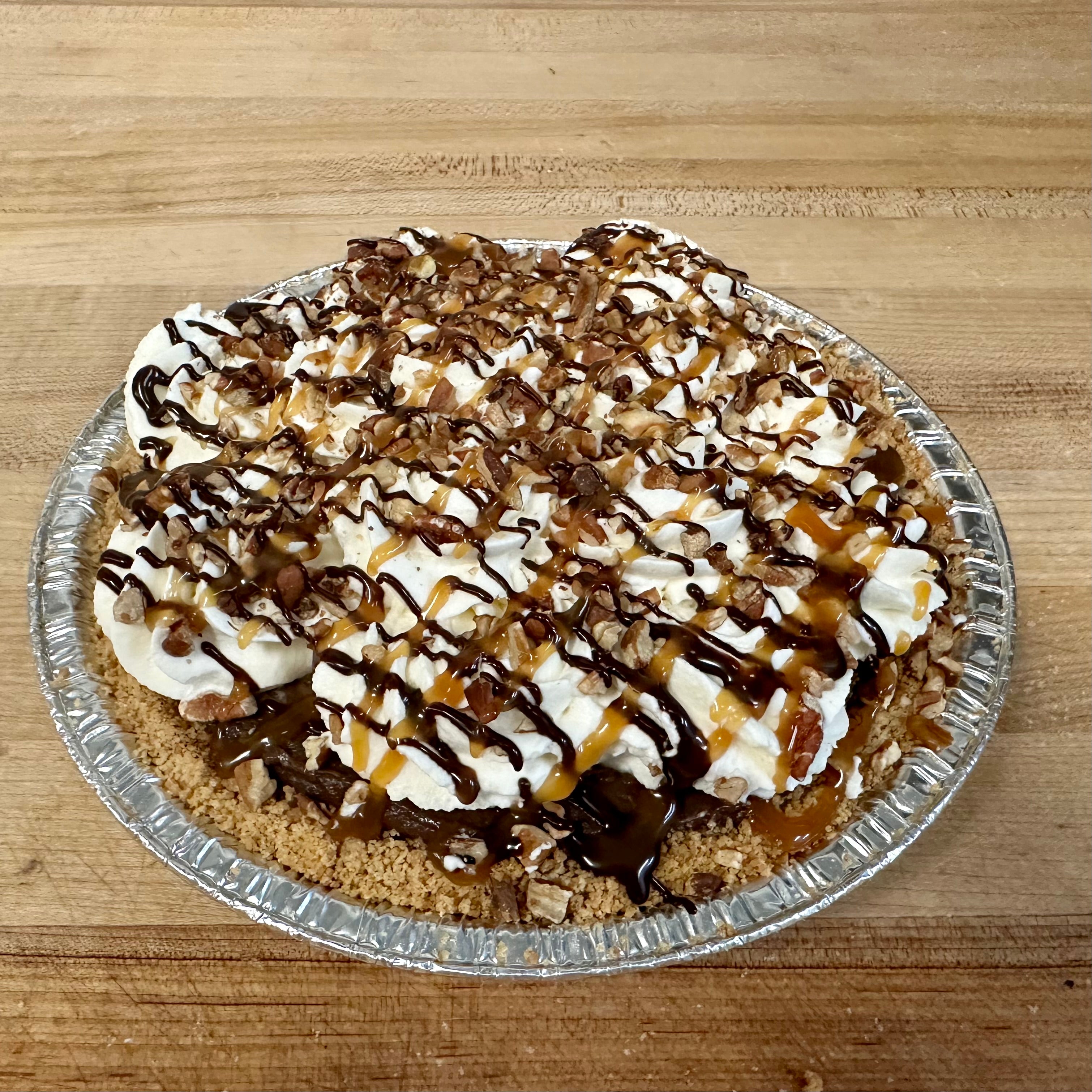 Turtle Elsie's Plate & Pie